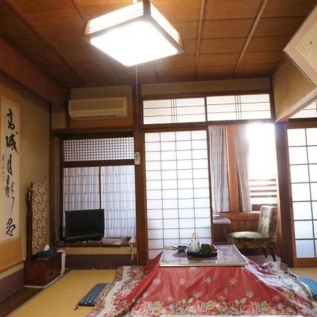 Ougiya Ryokan Тойока Екстериор снимка