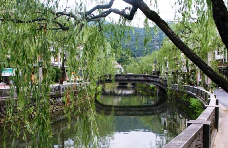 Ougiya Ryokan Тойока Екстериор снимка